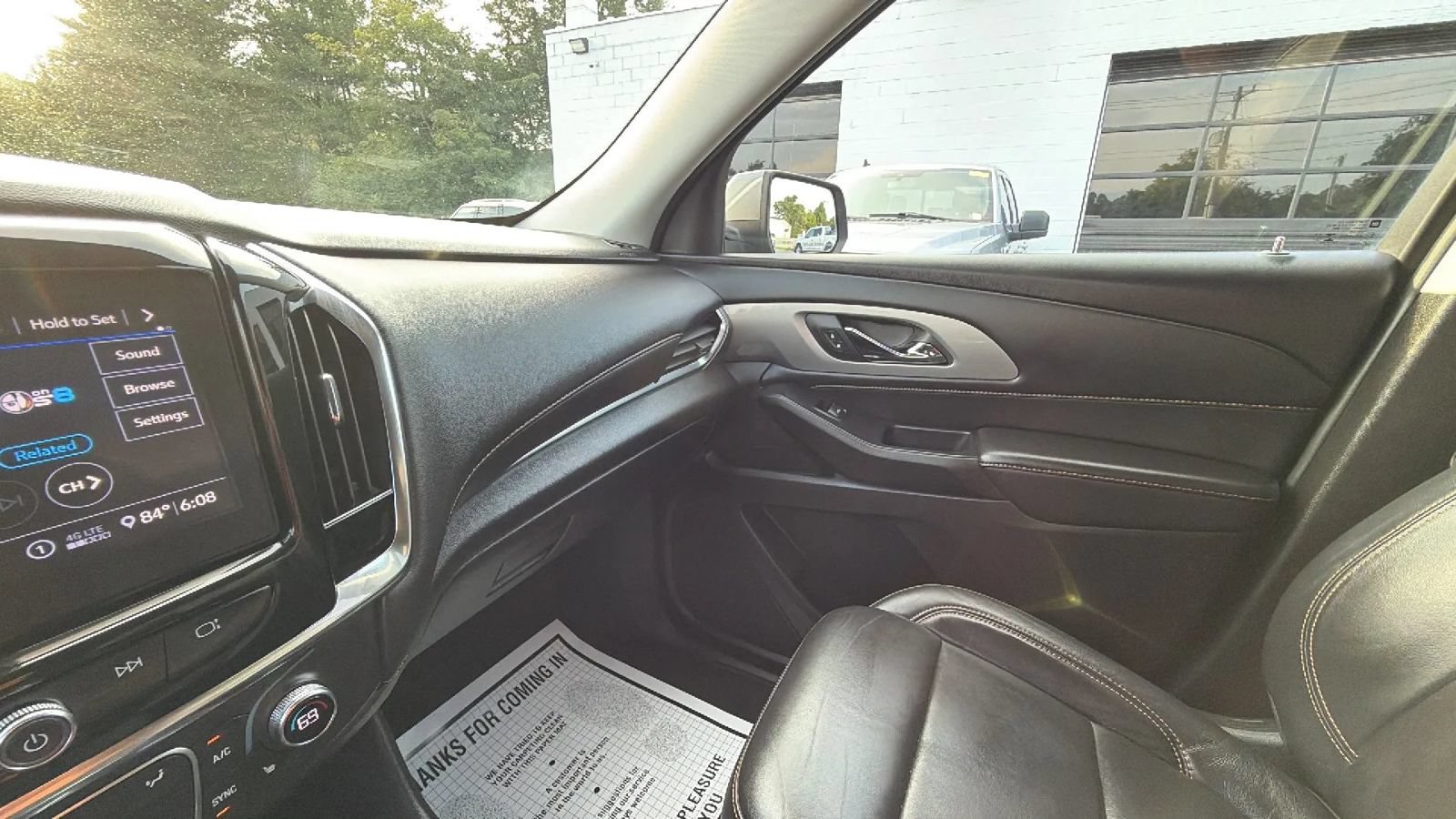 Used 2021 Chevrolet Traverse LT AWD/4WD image 36