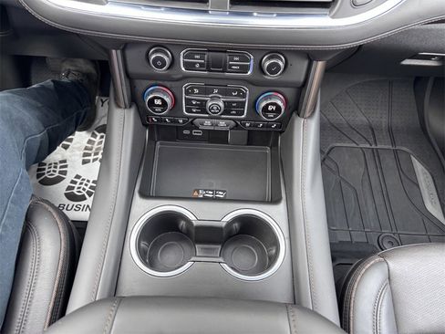 Certified 2024 Chevrolet Tahoe High Country w/ Premium Package image 19