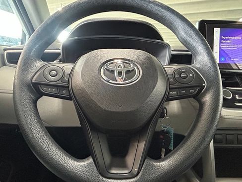 Used 2024 Toyota Corolla Cross L FWD image 26