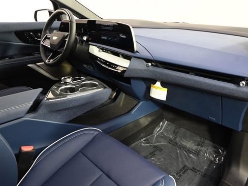 New 2026 Cadillac Optiq Sport 2 AWD/4WD image 15