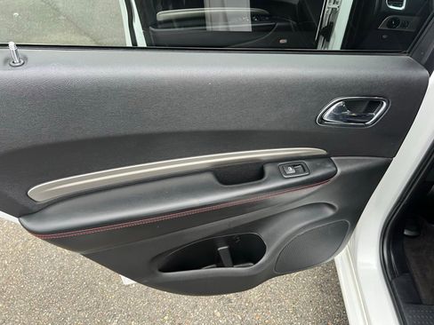 Used 2017 Dodge Durango R/T w/ Technology Group image 27