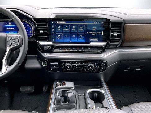 Used 2025 Chevrolet Silverado 1500 High Country w/ Midnight Edition image 12