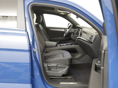 New 2026 Volkswagen Atlas Cross Sport SE AWD/4WD image 18