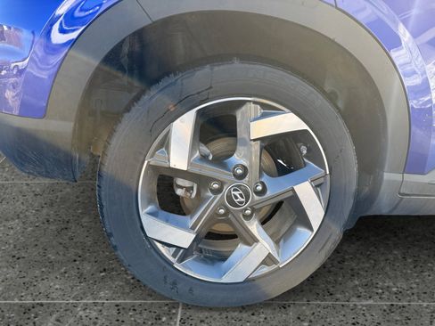 New 2025 Hyundai Venue SEL image 14