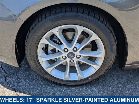 Used 2019 Ford Fusion SE FWD image 9