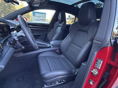 New 2026 Porsche Macan 4 Electric AWD/4WD image 5