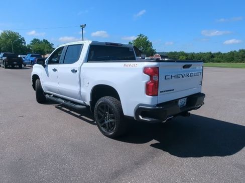 Used 2021 Chevrolet Silverado 1500 LT Trail Boss w/ Bed Protection Package AWD/4WD image 9