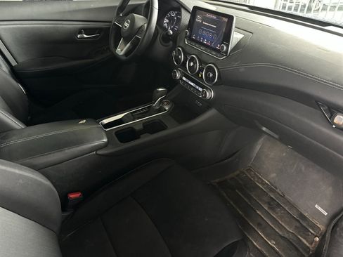 Used 2020 Nissan Sentra SV image 14
