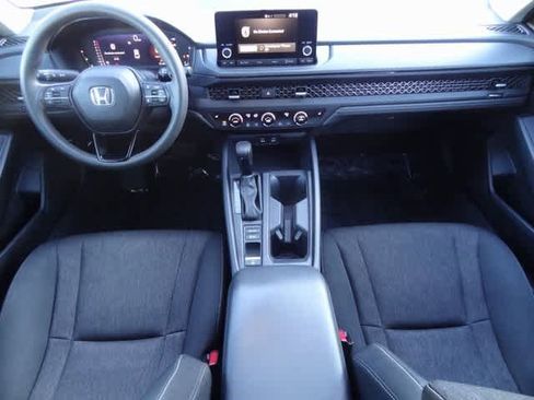 Used 2023 Honda Accord EX image 11
