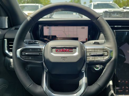 New 2027 GMC Terrain Elevation FWD image 9