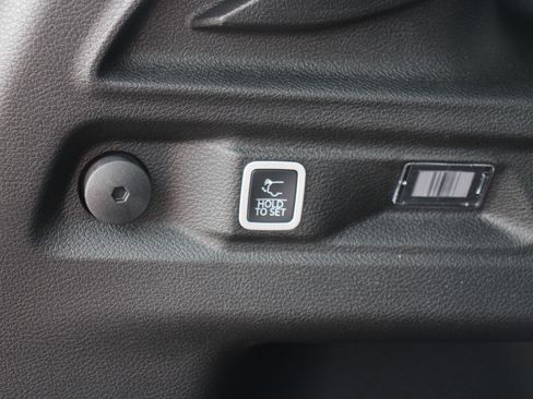 New 2025 Jeep Grand Cherokee L Limited w/ Black Appearance Package image 31