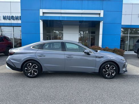 Used 2025 Hyundai Sonata SEL image 3