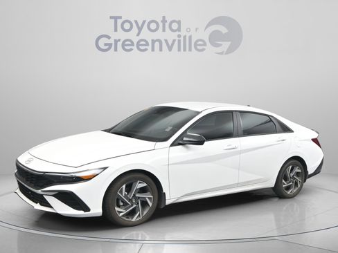 Used 2025 Hyundai Elantra Sport FWD image 1