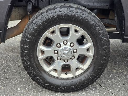 Used 2023 RAM 2500 Laramie image 22