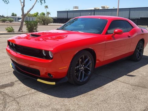 Used 2020 Dodge Challenger GT w/ Plus Package RWD image 4