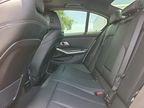 Used 2023 BMW 330i Sedan w/ Premium Package RWD image 14