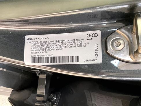 Used 2023 Audi e-tron GT Premium Plus AWD/4WD image 33