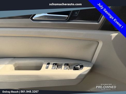 Used 2019 Volkswagen Atlas SE FWD image 25