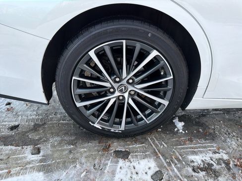 Used 2023 Lexus ES 350 w/ Premium Package image 7