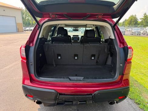 Used 2020 Subaru Ascent Limited w/ Technology Package AWD/4WD image 3