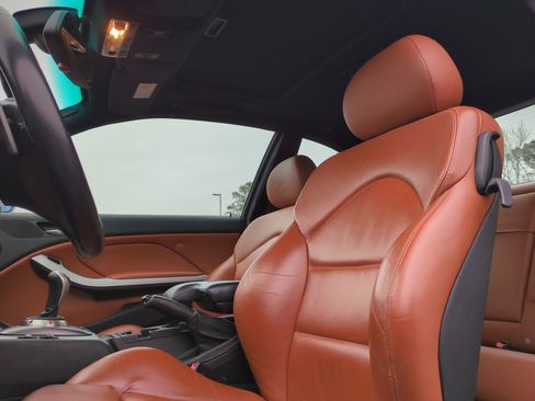 Used 2005 BMW M3 Coupe image 16