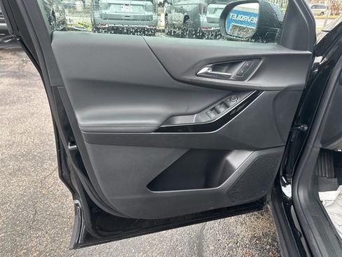 New 2026 Chevrolet Equinox LT image 11