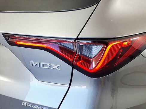 Used 2022 Acura MDX A-Spec image 7