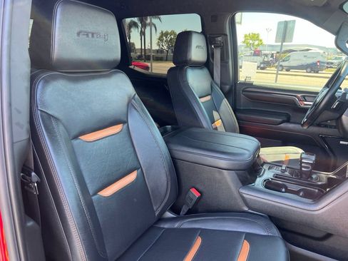 Used 2024 GMC Sierra 1500 AT4 w/ Technology Package AWD/4WD image 56