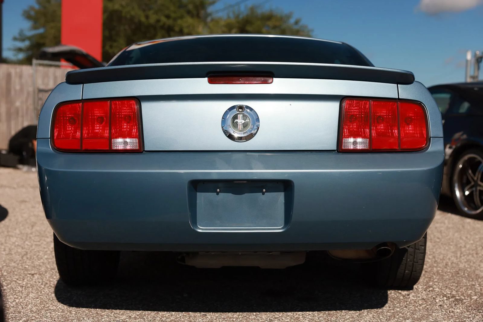 Used 2008 Ford Mustang Coupe RWD image 3
