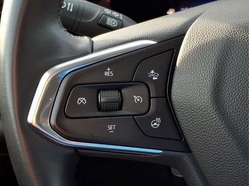 Used 2025 Chevrolet Trax ACTIV w/ Driver Confidence Package FWD image 26