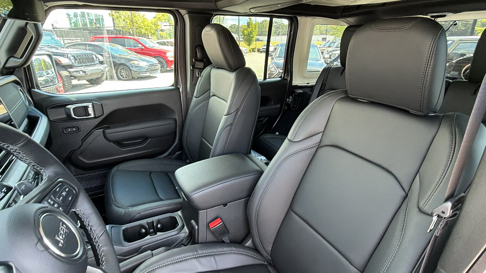 New 2027 Jeep Wrangler Unlimited Rubicon 392 AWD/4WD image 17