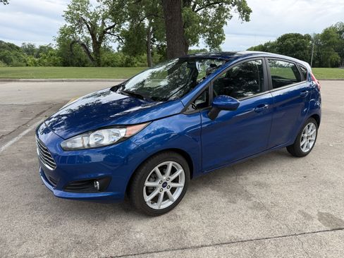 Used 2018 Ford Fiesta SE w/ Equipment Group 201A image 1