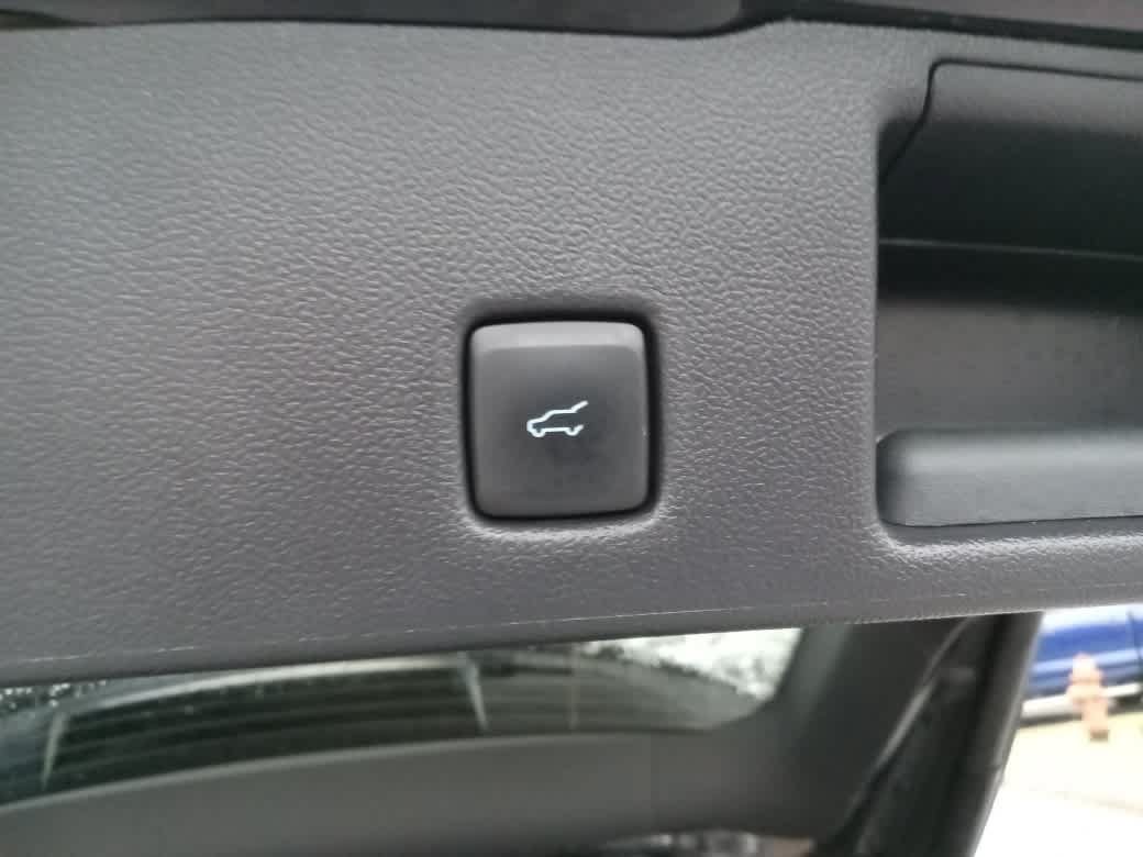 Used 2025 Ford Escape ST-Line Select AWD/4WD image 31
