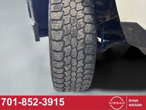 Used 2018 Chevrolet Silverado 1500 LTZ image 24