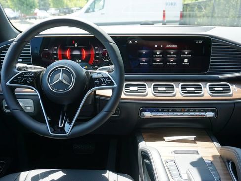 Certified 2026 Mercedes-Benz GLE 350 4MATIC image 56