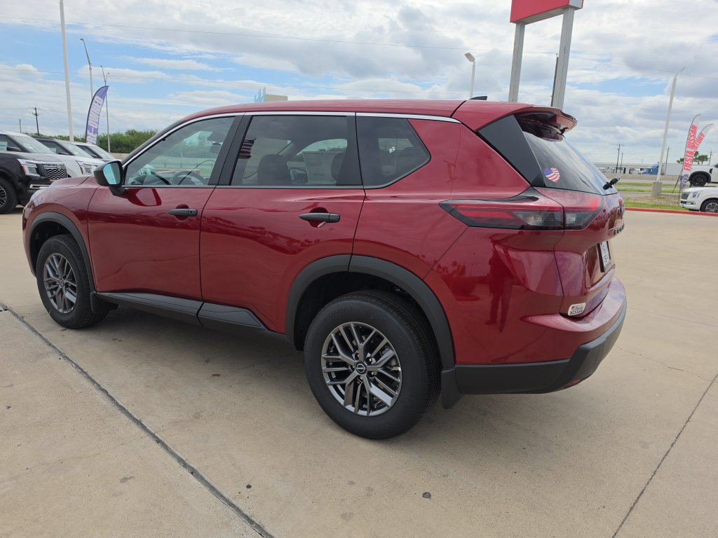 New 2026 Nissan Rogue S FWD image 5