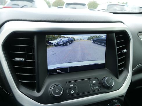 Used 2023 GMC Acadia SLT w/ Elevation Edition image 29