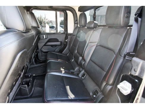 Used 2022 Jeep Gladiator Rubicon w/ Trailer Tow Package AWD/4WD image 14