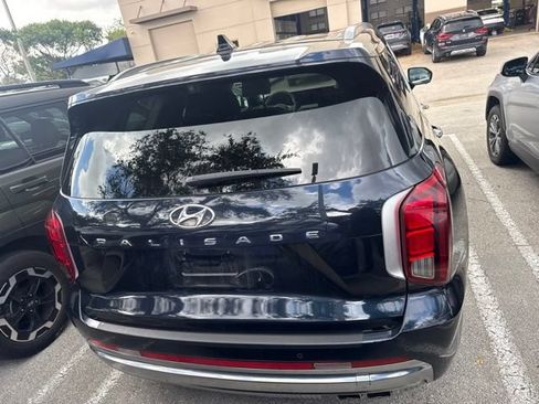 Used 2023 Hyundai Palisade Calligraphy FWD image 7
