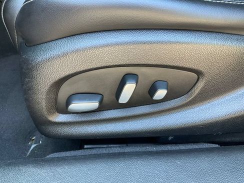 Used 2018 Cadillac XTS Luxury FWD image 6