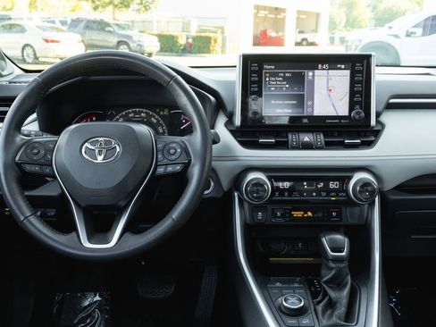 Certified 2020 Toyota RAV4 Limited image 30