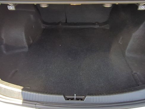 Used 2024 Chevrolet Malibu LT FWD image 27