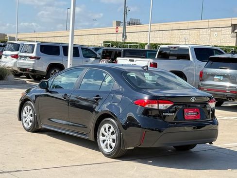 Used 2024 Toyota Corolla LE FWD image 5