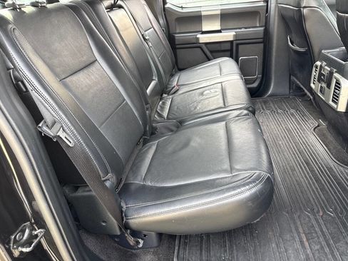 Used 2015 Ford F150 Lariat image 15