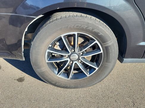 Used 2017 Dodge Grand Caravan GT image 34