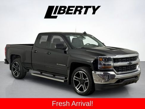 Used 2019 Chevrolet Silverado 1500 LT w/ LPO, Black Pack AWD/4WD image 1