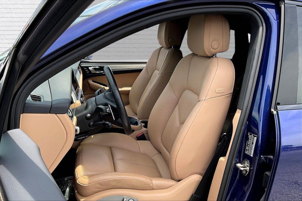 Used 2022 Porsche Macan S AWD/4WD image 20