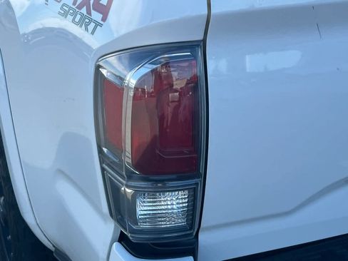 Used 2020 Toyota Tacoma TRD Sport w/ TRD Premium Sport Package image 20