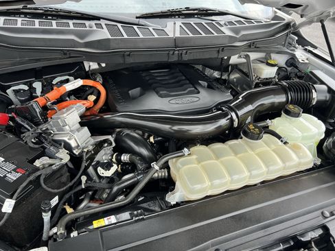 Used 2023 Ford F150 Lariat w/ Trailer Tow Package AWD/4WD image 27