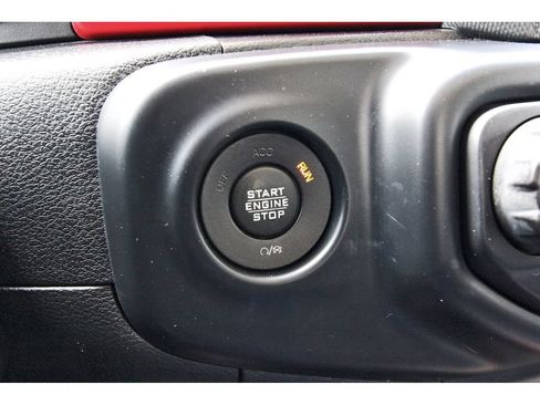 Used 2019 Jeep Wrangler Unlimited Rubicon AWD/4WD image 23